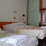 Hotel Ristorante Elena 2*