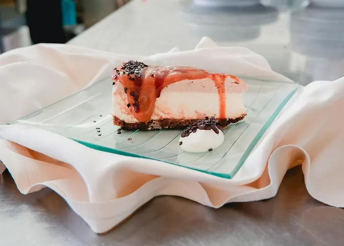 Отель Ristorante Elena 2*