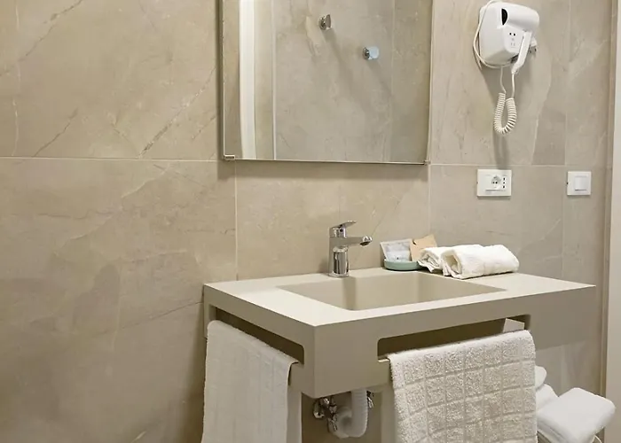 Отель Ristorante Elena Лидо-делле-Национи