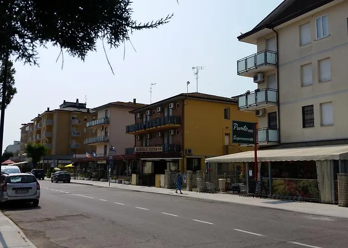 Отель Ristorante Elena